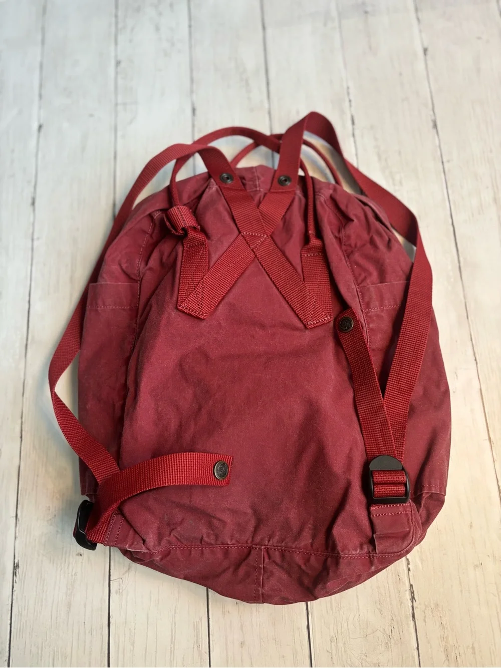 Fjallraven Kånken Backpack - Deep Red